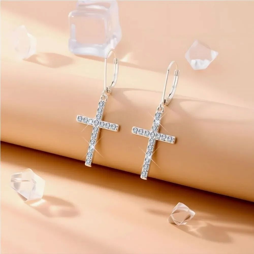 🔸️⏭️NIB Cubic Zirconia Sterling Silver Cross Dangling Earrings